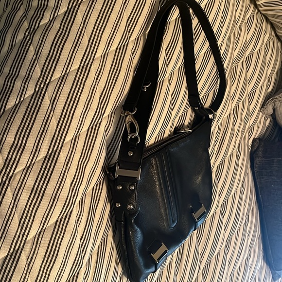 New Perlina Handbag - Picture 5 of 8